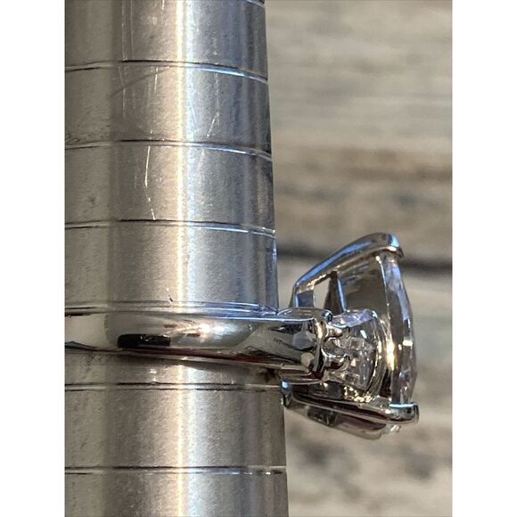Costume Silver Plated Pear Shape Cubic Zirconia Ring size 5.75 NWOT Fashion - Picture 4 of 9